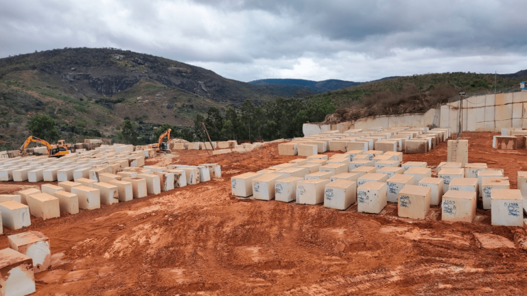 b9236854-c7af-4af5-9a52-c24fcf924e94